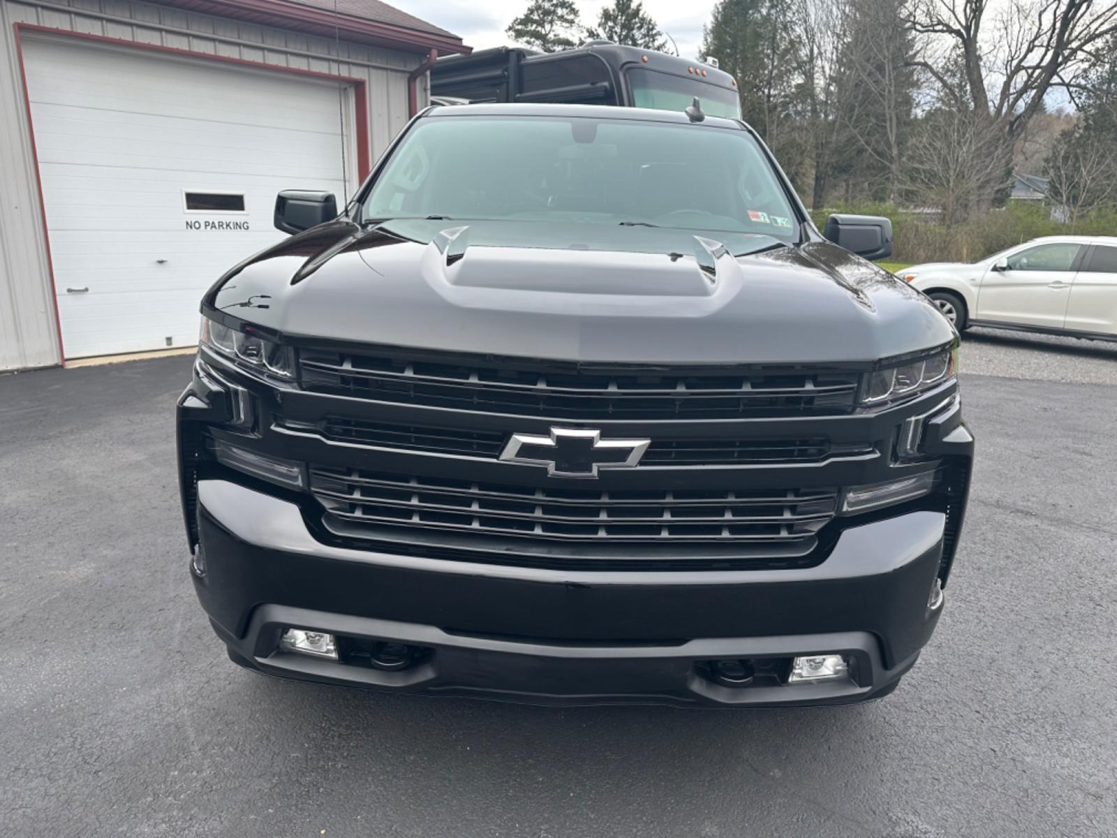 2019 Black Chevrolet Silverado 1500 (1GCRYEEDXKZ) with an 8 engine, automatic transmission, located at 8464 Route 219, Brockway, PA, 15824, (814) 265-1330, 41.226871, -78.780518 - Sharp and well taken care of 2019 Chev 1500 D-Cab 4wd with V8, air condition, power windows and locks. power seat, factory alloys, and only 52000 miles. This Chevy truck is serviced and comes with a warranty. Priced thousands under retail, hurry in this one won't last long. - Photo #22